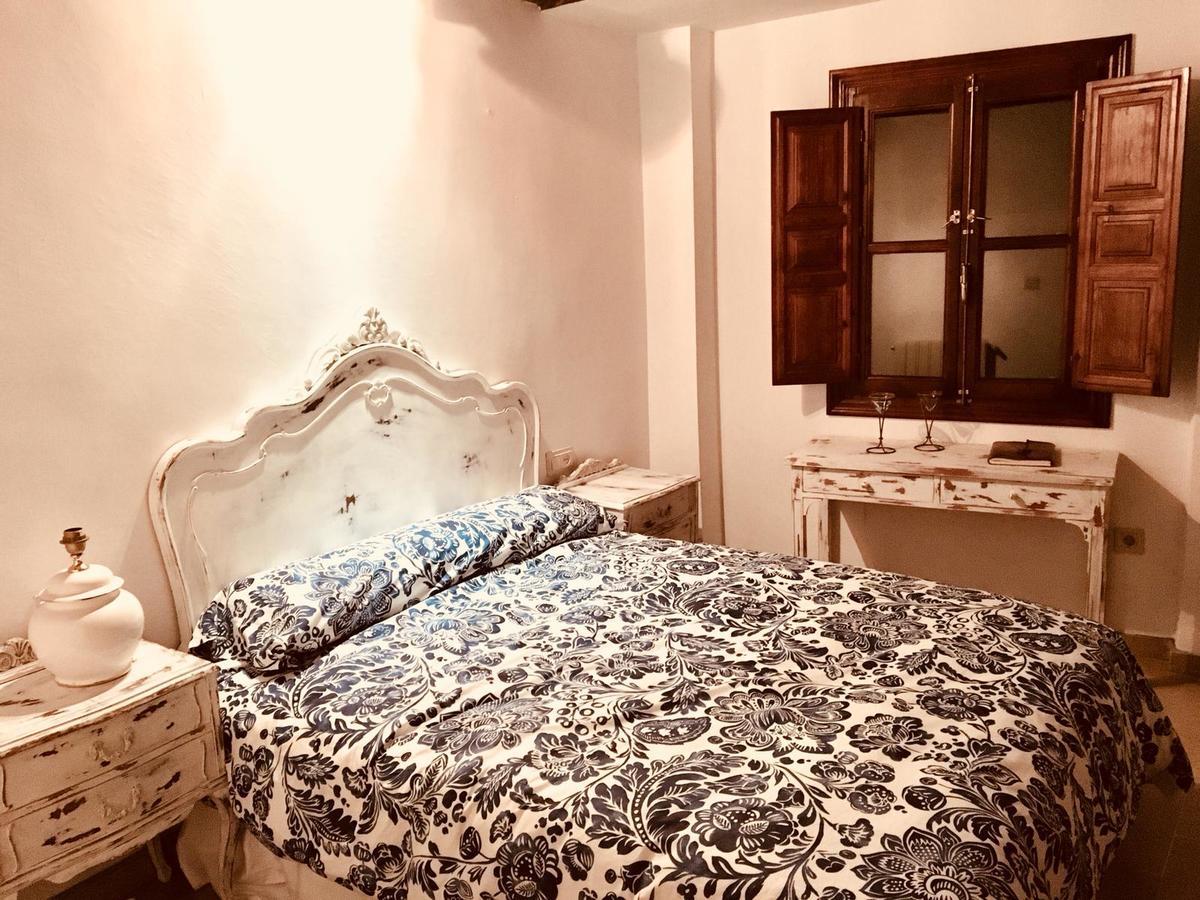 Charming De Gomerez Apartment *